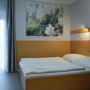 https://alfred-panzio.inbudapesthotels.com