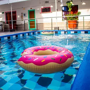 https://hotel-iy-mathilu-rodadero.santamartahotels.net